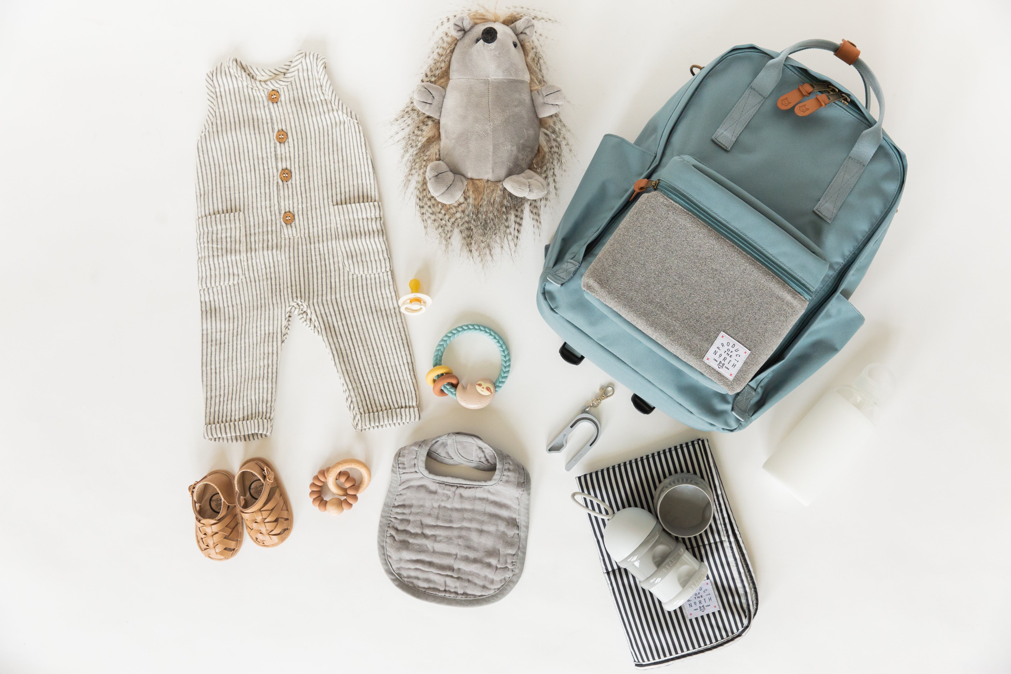 The Experienced Mom's Guide to Packing a Diaper Bag