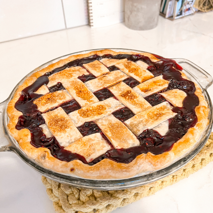 Whipping Up Gratitude: Join Ambassador Sierra Roundy in Crafting the Perfect Thanksgiving Pie